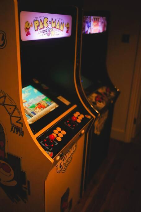 Games And Movies Lounge 7 Bed City Centre Apartment Newcastle upon Tyne Eksteriør billede